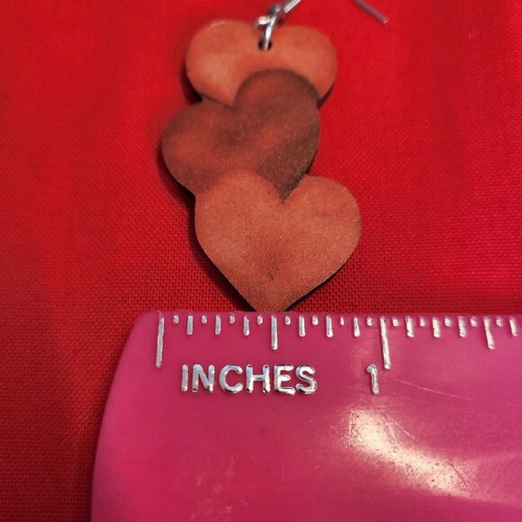 Vintage Distressed Heart Double-Sided Wooden Dangle Earrings - Picture 4 of 4